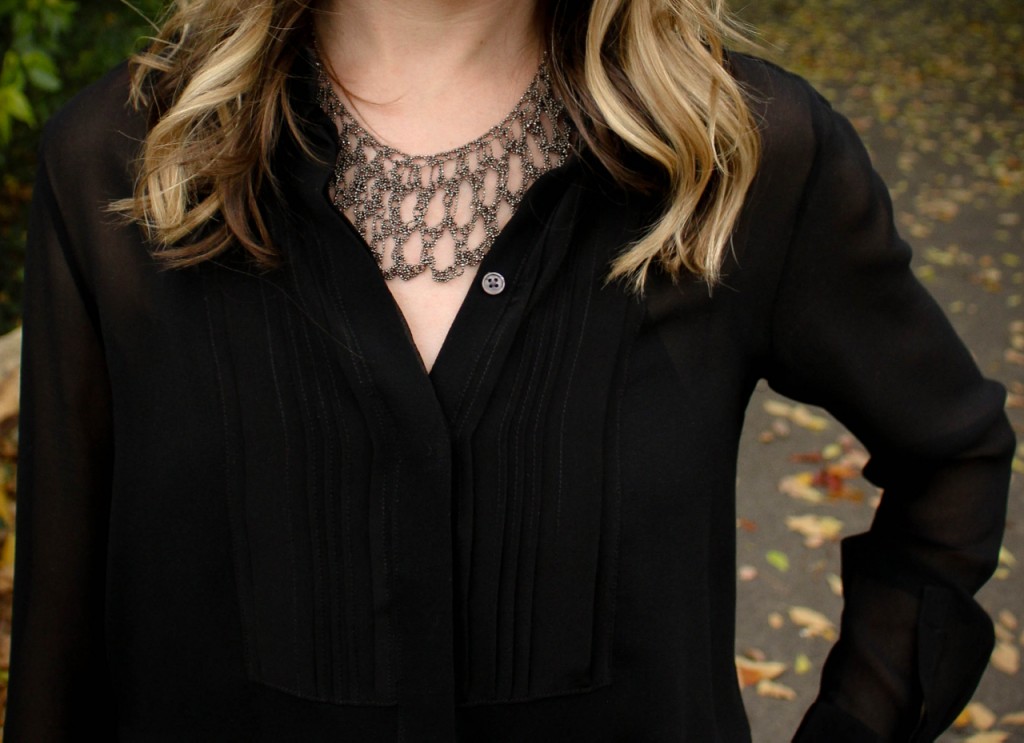 KT Collection Black Collar Lace Necklace